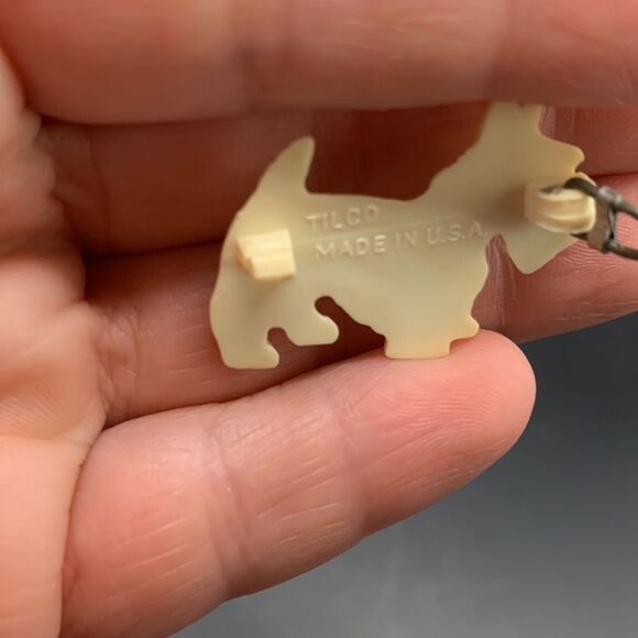 Tilco White Scottie Dog Pin - Picture 6 of 6